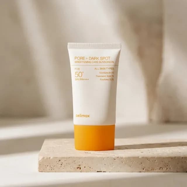 کرم ضد آفتاب روشن کننده و ضد لک سلیماکس مدلا SPF50