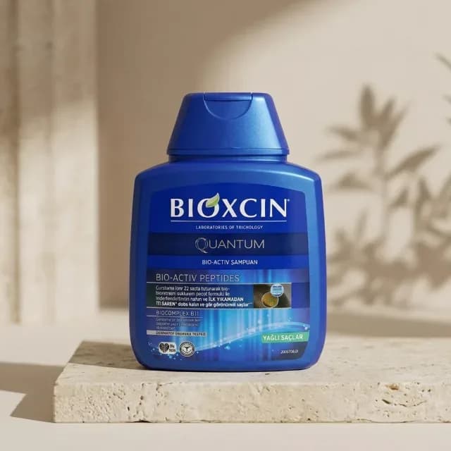 شامپو کوانتوم بیوکسین مخصوص موهای چرب (Bioxcin Quantum Bio-Activ Shampoo for Oily Hair)